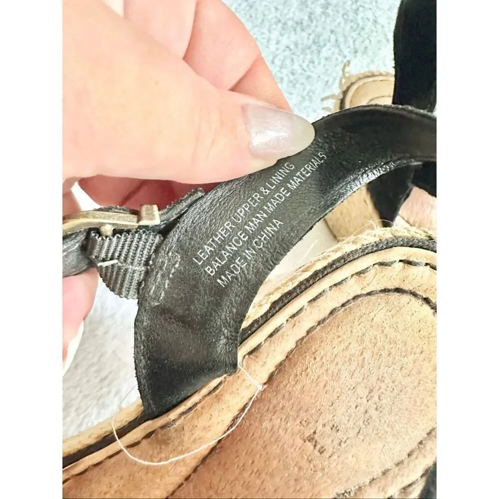 Born women’s black and brown bow espadrille’s size 8